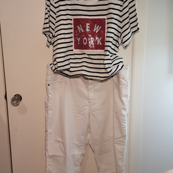 White denim capris - Picture 4 of 9